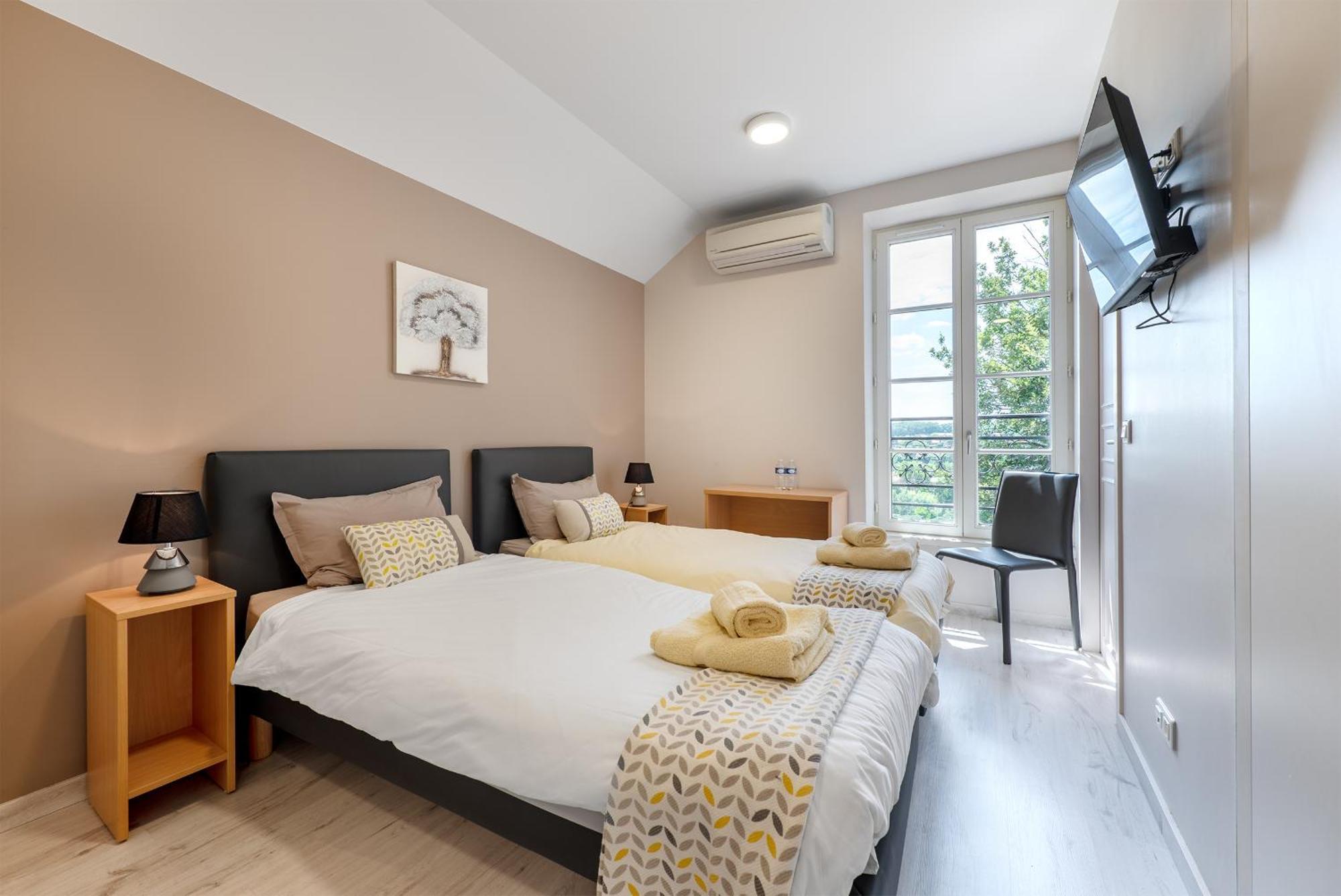 -Maison Calmels-Pmr-7 Chambres Et 7 Sdb - Proche Albi Carmaux المظهر الخارجي الصورة